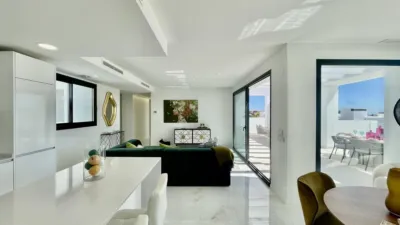 Penthouse on N-340 Road photo 8