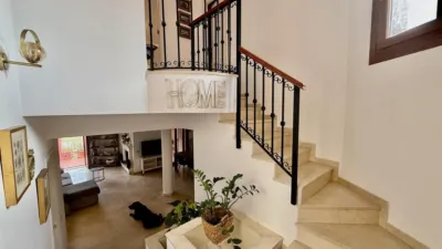 Chalet on Loma del Rey Street photo 6