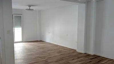 Flat on Carrer José Sánchez Sáez photo 4