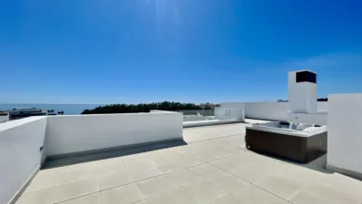 Penthouse on N-340 Road photo 28