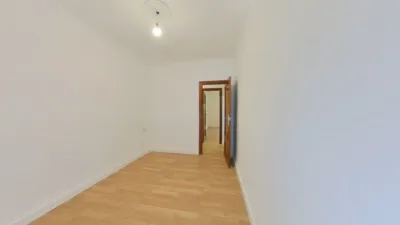 Flat in La Creu Coberta photo 13