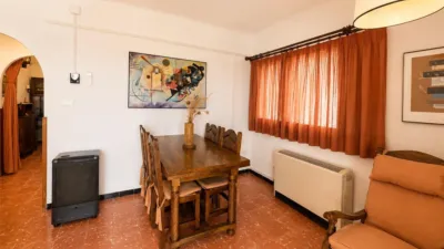 Apartment on Carrer de les Garrigues photo 5