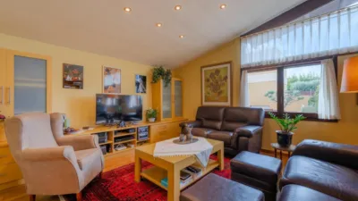 Chalet en Carrer Montseny photo 15