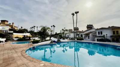 Chalet on Loma del Rey Street photo 16
