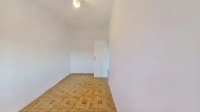 Flat in La Creu Coberta photo 12