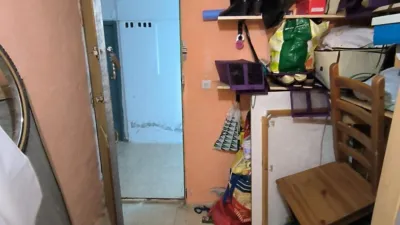 Piso en calle Linde photo 16
