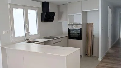 Flat on Carrer José Sánchez Sáez photo 10