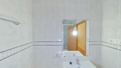 Flat in La Creu Coberta photo 40