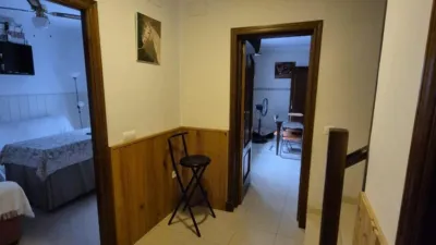 House in the Centre photo 8