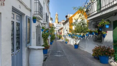 Duplex on Jacinto Benavente Street photo 24