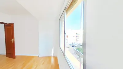 Flat in Centre Port photo 24