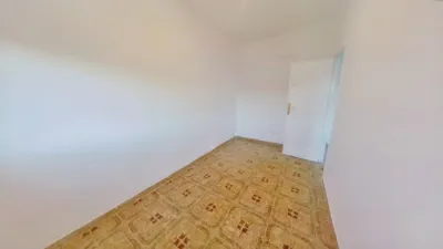 Flat in La Creu Coberta photo 11