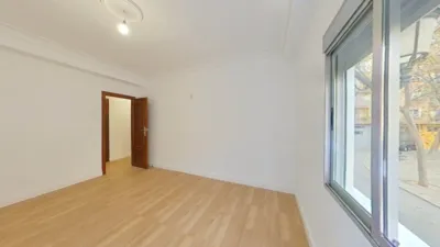 Flat in La Creu Coberta photo 23