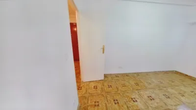 Flat in La Creu Coberta photo 16
