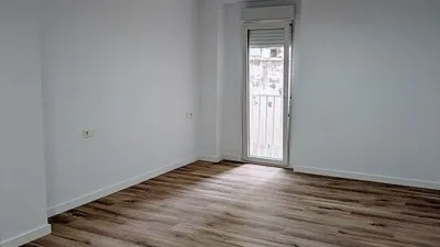 Flat on Carrer José Sánchez Sáez photo 17