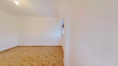 Flat in La Creu Coberta photo 19