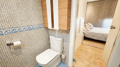 Apartment in Carrer Albacete, 1 photo 18