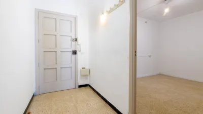 Piso en Carrer de Camp Redo photo 25