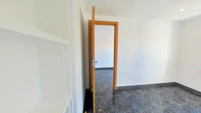 Apartment in Centre photo 14