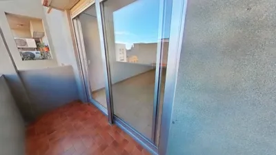 Apartment in Xirivella photo 2