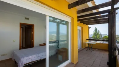 Penthouse on Avenida Medina Azahara photo 20