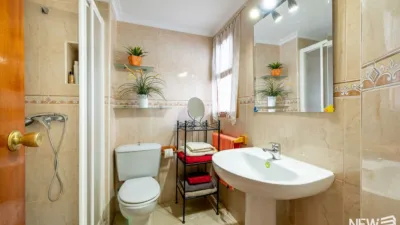 Flat for sale on Calle del 25 de Abril de 1707 photo 15