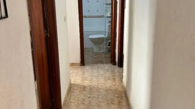 Apartment on Jaime Segarra Street photo 4