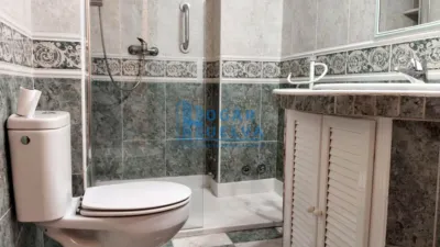 Apartment in Poligono San Sebastian photo 10