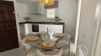 Apartment on Carrer del Montgrí photo 9