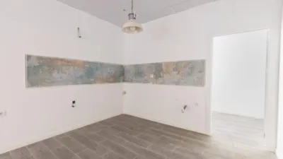 Apartamento en calle Doctor Fernando Escobar photo 4