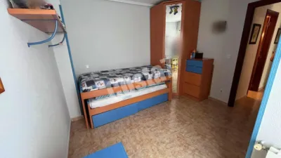 Apartment on Avenida de Santos Mártires photo 18