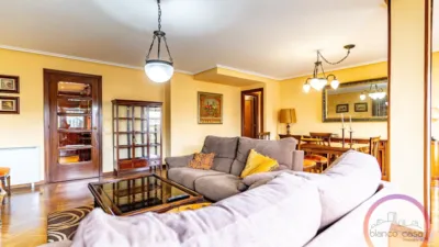 Apartment in Centre photo 14