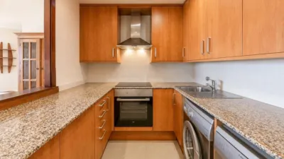 Flat in Els Molins-Hospital photo 10