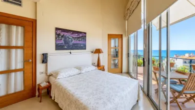 Flat in Els Molins-Hospital photo 13