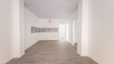 Apartamento en calle Doctor Fernando Escobar photo 2