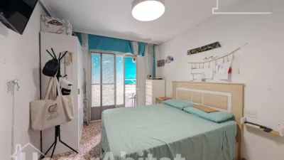 Apartment on Calle de San Pablo photo 17