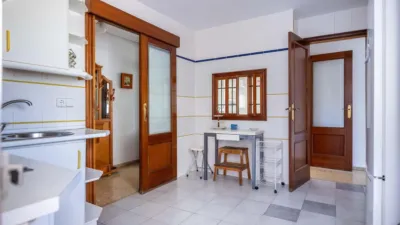 Apartment on Avenida Sánchez Pizjuan, 25 photo 12