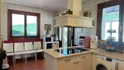 Chalet in Costa Vasca photo 12