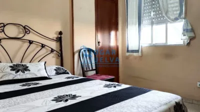 Apartment in Poligono San Sebastian photo 16