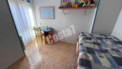 Apartment on Avenida de Santos Mártires photo 17