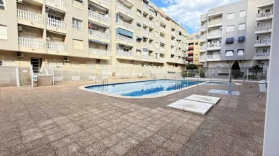 Apartment on Calle de la Loma, 29 photo 12