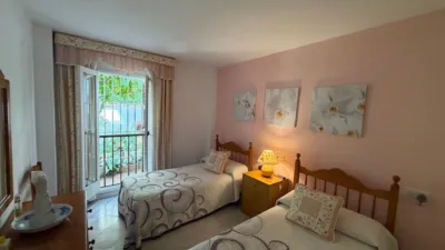 Apartment on Carrer Na Llambies photo 13
