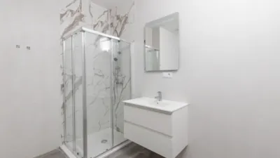 Apartamento en calle Doctor Fernando Escobar photo 9