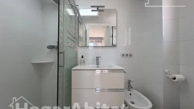 Apartment on Carrer de Joan de Joanes photo 27