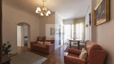 Apartment on Calle de Martín Azpilcueta photo 9