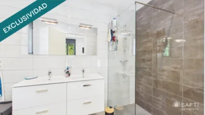 Single-family home in Empuriabrava photo 10