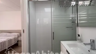 Apartment on Carrer de Joan de Joanes photo 28