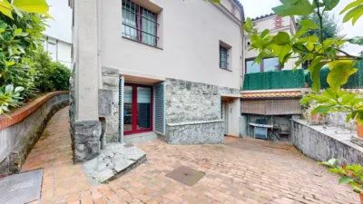 House on Negurigane Street photo 56