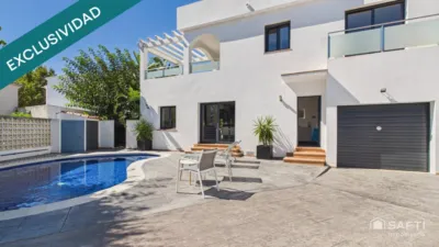 Single-family home in Empuriabrava photo 33
