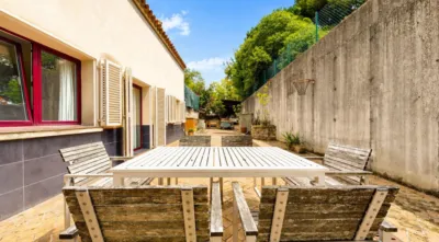 House on Negurigane Street photo 51